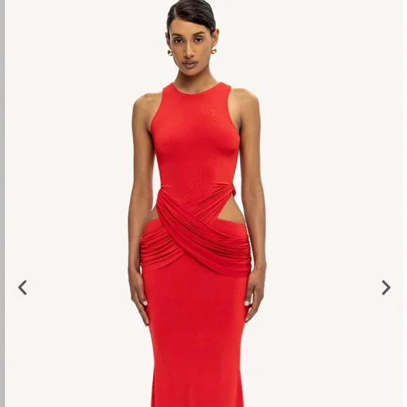 IMAYA MAGDA RED DRESS (S) - Picture 2 of 13